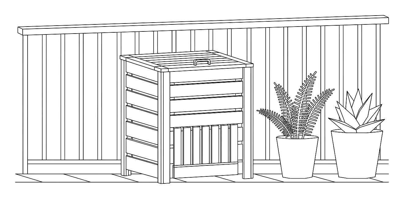 Composteur en bois posé au sol d'un balcon, contre un garde-corps à barreaux verticaux, à côté de deux plantes en pot.
